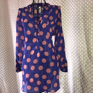 Women’s sheer high-low top